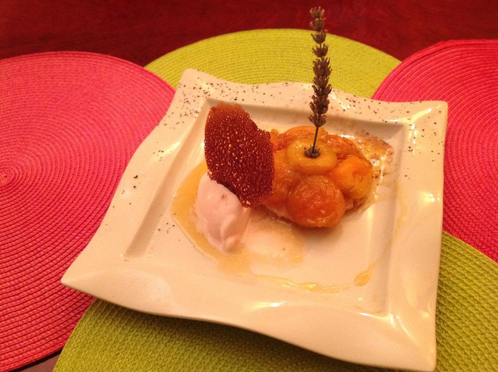 Hotel Restaurant Les Oliviers Nyons Εξωτερικό φωτογραφία